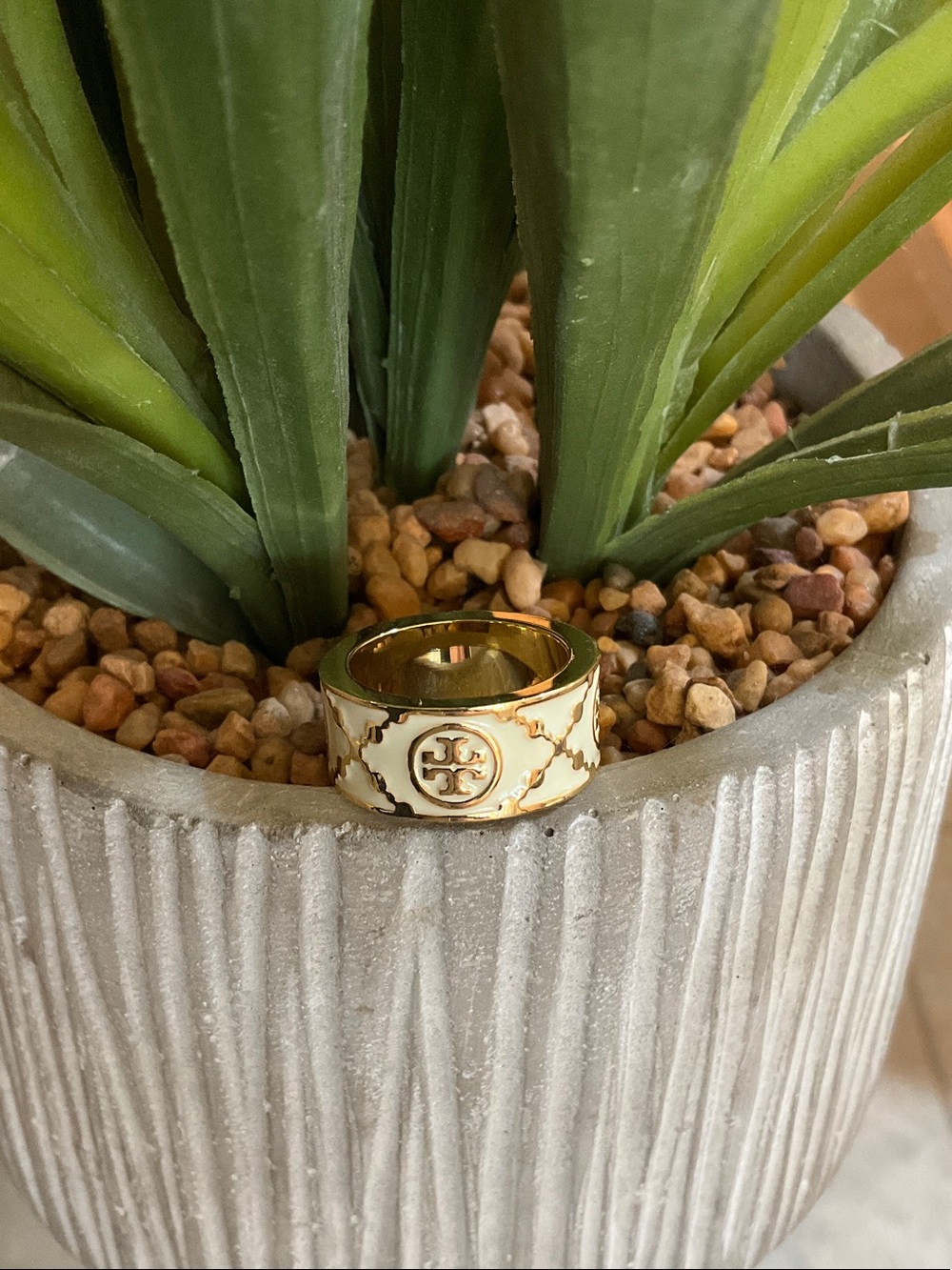 Tory Burch Gold & White Enamel Signature Wide Band Ring Size 8